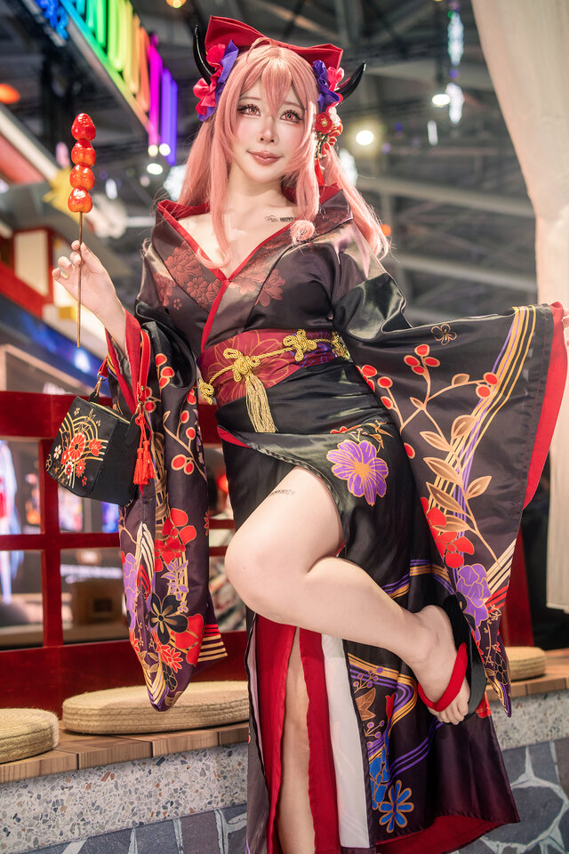 灵动又魅惑!紫玥桃和服莉贝尔塔 COS 解锁满分视觉质感