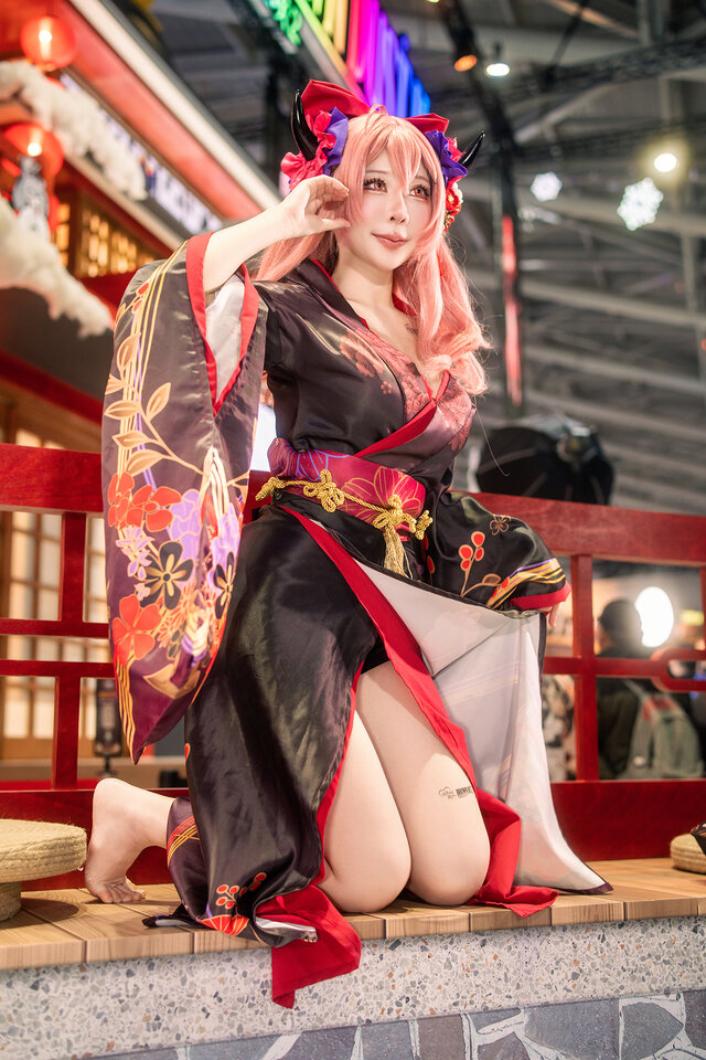 灵动又魅惑!紫玥桃和服莉贝尔塔 COS 解锁满分视觉质感