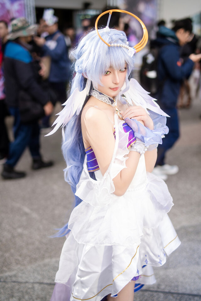 二次元歌姬本尊降临!Turq_KJ 知更鸟 COS 惊艳 FF46 同人展