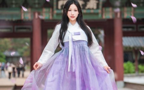 雨波HaneAme_夏日比基尼COS｜温柔淑女写真