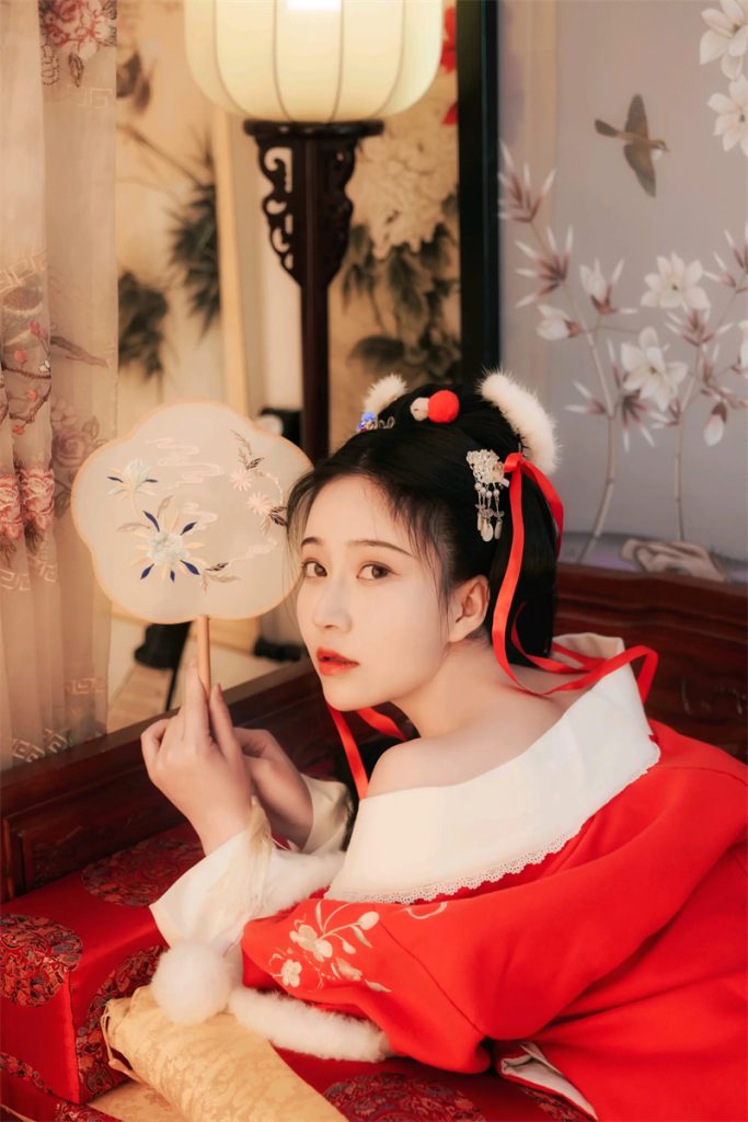 低调小众博主年年Nnian,99套全套高清美图合集整理