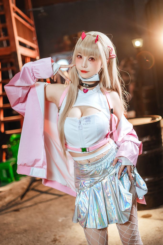 敬业实力派coser，蜜汁猫裘作品质感有多能打