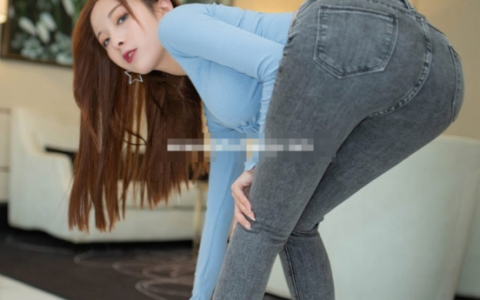 转战新账号热度不减，陈小喵模特与 cos 双重身份解读