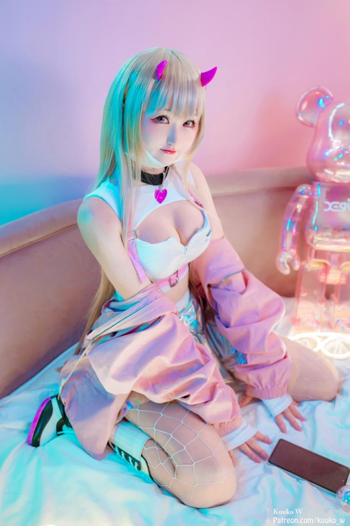 越南混血COSER KuukoW，百套特色作品值得一看